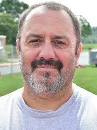 Eric Foust's Instagram, Twitter & Facebook