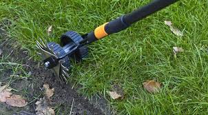 Black Decker Le750 Electric Landscape Edger Blade What S The Best Manual Lawn Edger Lawn Edger Best Lawn Edger Aerate Lawn