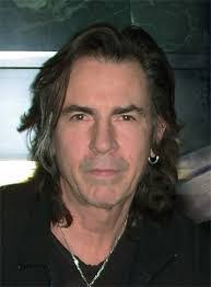 Erick Scott's Instagram, Twitter & Facebook