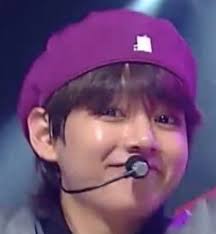 Tae S Honey Cheeks Kim Taehyung Funny Bts Taehyung Taehyung Funny