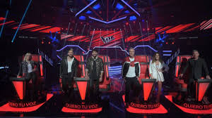 La voz kids (spanish for the voice kids) is a spanish reality talent show broadcast on antena 3.it premiered on 6 february 2014 on telecinco and is part of the international syndication the voice based on the original dutch television program the voice of holland, created by dutch television producer john de mol. Continua La Polemica En La Voz Un Video Sembro Dudas Sobre El Voto Telefonico La 100