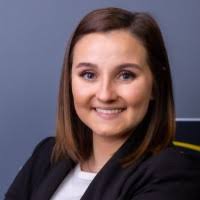 100+ perfiles de «Conlisk»