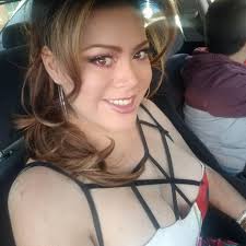 adela coronado (@adelacoronado)