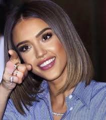 Jessica alba's hair color is brown, and she loves to wear long brown wavy hairstyles very much. Jessica Alba Images On Favim Com