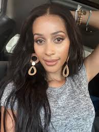 It's been a while, it's been a rough month actually… anyway, hey you 💛