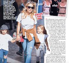 Sabrina ghio nasce a roma il 3 agosto del 1985 (leone) e fin da piccola sviluppa una forte passione e attitudine per il ballo. Sabrina Ghio Dopo Uomini E Donne Cerco Ancora La Passione Novella 2000
