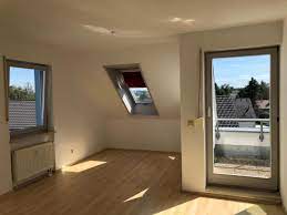 2 zimmer küche bad böden. 2 Zimmer Wohnung Zu Vermieten Am Hexenberg 9 09224 Chemnitz Gruna Mapio Net