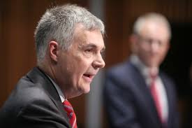 NBN Co boss defends bonuses as revenue ticks over $4.6 billion