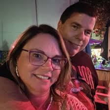 Making homemade italian dressing to avoid processed foods