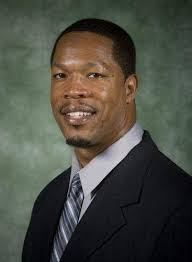 Temple basketball great Mark Macon joins Aaron McKie's staff