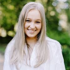 Maureen Mulhern's Instagram, Twitter & Facebook