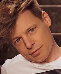 Дуглас Босвелл (Douglas Boswell): фильмография, фото, биография. Режиссёр .