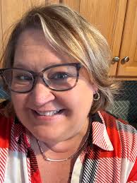 What is the dress code for the Virginia Women in Wine launch party?