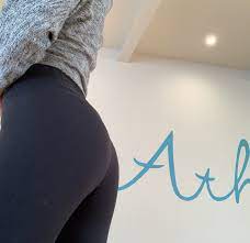 美尻ヨガ