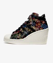 Get the best deals on adidas floral coats, jackets & vests for women. Buy Now Adidas Superstar Ellure Fw3201