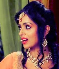 Oyku Karayel fan club