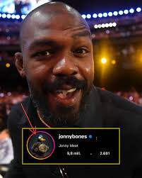 Jon Jones just changed his profile pic to a duck with an eye patch... 😂💀  #UFC321