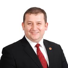 Bağcılar Kemalpaşa Mahallesi Muhtarımız Sn Yücel Çalışkan'ın abisi İsmail  Çalışkan'ın vefatını derin üzüntüyle öğrendik. Cenazesine katılım  sağlayarak merhumu memleketi Erzincan'a uğurladık. Allah'tan rahmet;  ailesine, yakınlarına ve sevenlerine sabır ...