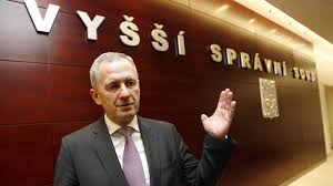 We did not find results for: Zacina Hra O Post Predsedy Klicoveho Nejvyssiho Spravniho Soudu Ve Hre Jsou Tri Jmena Na Tahu Je Nyni Prezident Zeman Hospodarske Noviny Ihned Cz