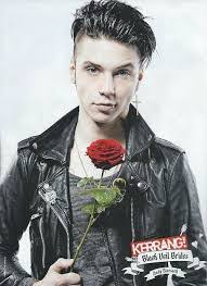 Heather Nabers's Instagram, Twitter & Facebook