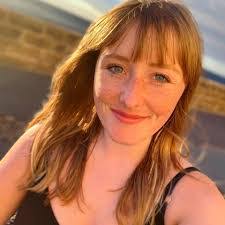 Deborah Engels's Instagram, Twitter & Facebook