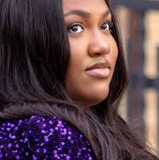 Tina Carson's Instagram, Twitter & Facebook