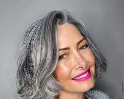 Kép erről: woman with beautiful silver hair