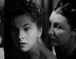 21 Best Romantic Thriller Movies That Will Get Your Pulse Racing