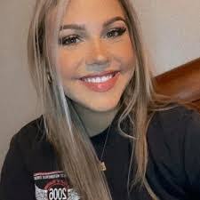 Brooke Wade's Instagram, Twitter & Facebook