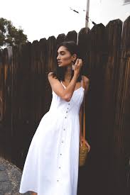This configuration does not exist. 1001 Modeles Inspirantes De La Robe Blanche D Ete