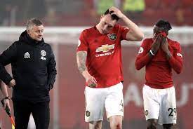 Latest manchester united news from goal.com, including transfer updates, rumours, results, scores and player interviews. Exclusive Man United Veteran Expecting To Be Asked To Transfer Shirt Number To Varane