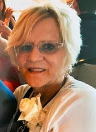 Nancy Lleras's Instagram, Twitter & Facebook