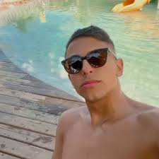 Adriano Menezes (@adriano.menezes_)