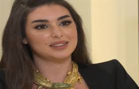 ظهرت هند صبري بإطلالة طبيعية دون ماكياج على البحر، مرتدية ملابس صيفية، وتركت شعرها منسدلا علي كتفيها، ونظارة شمس مميزة، وعلقت على الصورة قائلة: ÙŠØ§Ø³Ù…ÙŠÙ† ØµØ¨Ø±ÙŠ Ø²Ù…Ø§Ù† Ø¨Ø§Ù„Ø­Ø¬Ø§Ø¨