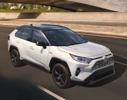 Buttons are smartly laid out on the dashboard, giving the cabin an uncluttered feel. Rav4 Et Rav4 Hybride 2020 Vus Sportif Toyota Canada Toyota Rav4 Hybrid Hybrid Car Toyota Luxury Hybrid Cars