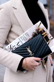 Guess Tasche Gurteltasche Umhangetasche Gucci Bauchtasche Dakine Rucksack Ysl Tasche Mcm Rucksack Eastpak Rucksack A In 2020 Fashion Ysl Clutch Fashion Blogger