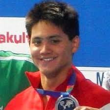 With that kind of flexibility, she has time to teach — and deal with spiders. Who Is Joseph Schooling Dating Now Girlfriends Biography 2021