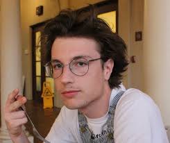 Ethan Meade's Instagram, Twitter & Facebook