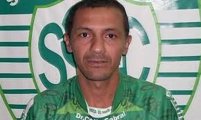 Ex-atacante do Vasco passa dois dias preso em Pernambuco por não pagar  pensão