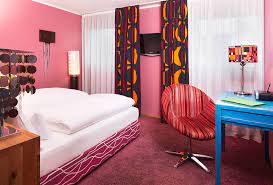 m zimmer west im 25hours hotel frankfurt the goldman haus deko hotels hotel