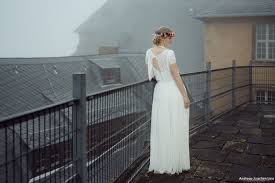 Franky, robin, lysop und chopper haben inzwischen die sunny erreicht und suchen ruffy, zorro und sanji. Zweiteiliges Brautkleid Nori Elementar I Moderne Brautkleider