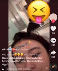 Wallpaper dinosaurus yang viral di tiktok dan anaknya kartun dinosaurus animasi nazwa fidhia anastasya adalah perempuan yang lahir di jakarta pada tanggal 26 juli 2005 silam. Unggah Video Penampakan Ini Selebram Nazwa Fidhia Jadi Trending Topic Dan Viral About Semarang