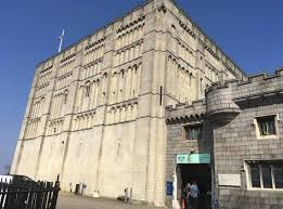 From wikimedia commons, the free media repository. Norwich Castle Excavation Sheds Light On Keep S History Bbc News