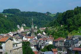 Les bains refers to the hot springs in the area, whose properties were first discovered by the romans.in succeeding centuries, its baths were visited by montaigne, voltaire, the dukes of guise, the dukes of lorraine, beaumarchais, napoleon. Gemeinde Rickenbach Plombieres Les Bains