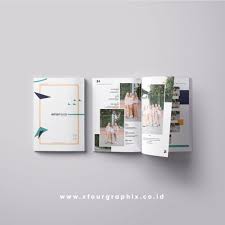 Advertisement tapi ada satu kolom lagi yang nggak kalah berkesan, yaitu kolom kutipan atau quotes. Harga Cetak Buku Tahunan Sekolah Harga Mulai Rp 50 000 Murah