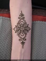 I have seen so many. 25 Simple Wrist Henna Tattoos