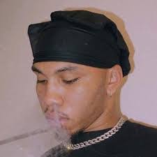 Kaleb Goss's Instagram, Twitter & Facebook