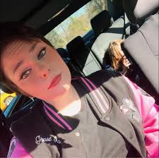 Tabatha Lynn Edwards (@tabatha.edwards.754)