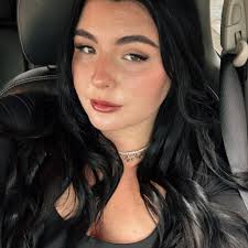 Can you edit a photo to make it look like we took it together?