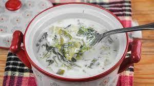 Salate va propun sa incercati reteta mea cu siguranta o sa va placa si veti dori sa mai preparati aceasta salata de vinete. Ciorba De Salata Verde Cu Muuulta Verdeata Delicioasa Si Ieftina Youtube